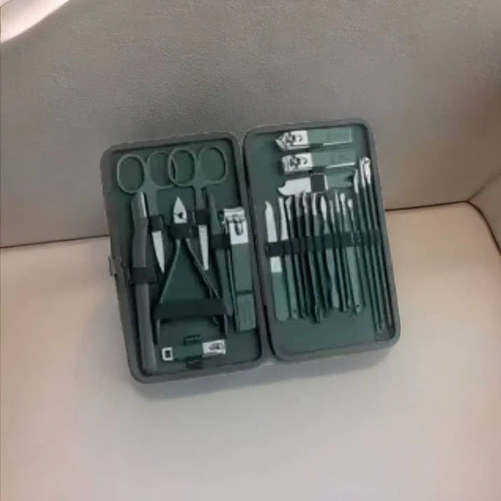 BetterMaleCare™ Green Men's Nail Grooming Set